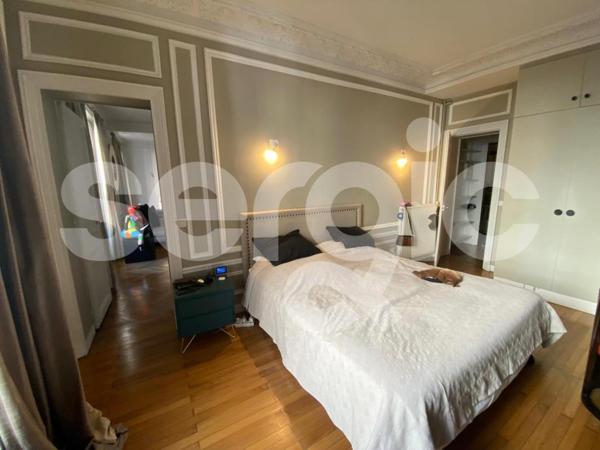 Location 6 Pieces 220 75116 Paris 81 0790 01 0004