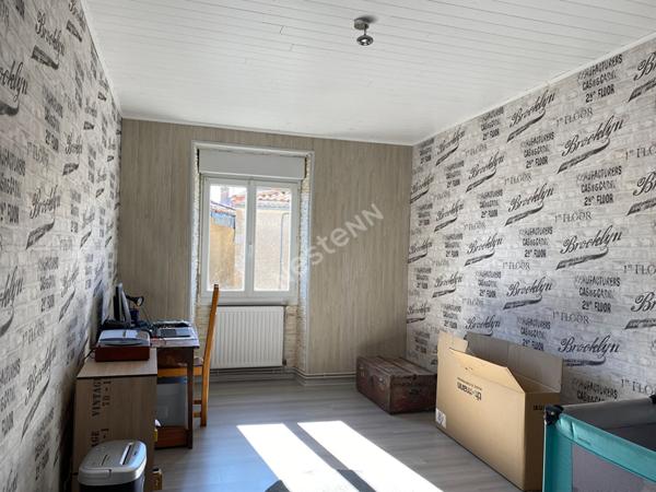 Maison principale de 151m² et 2nd maison de 96m² sur la commune de Geay