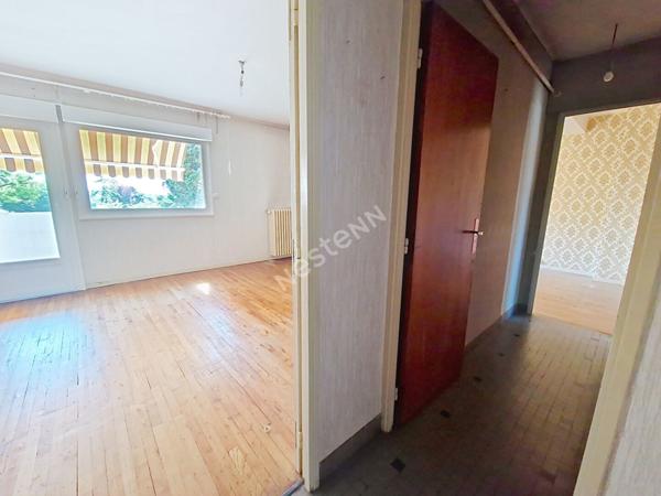 Appartement T3 lumineux avec balcon, vue dégagée sur parc arboré, au calme absolu à Poitiers