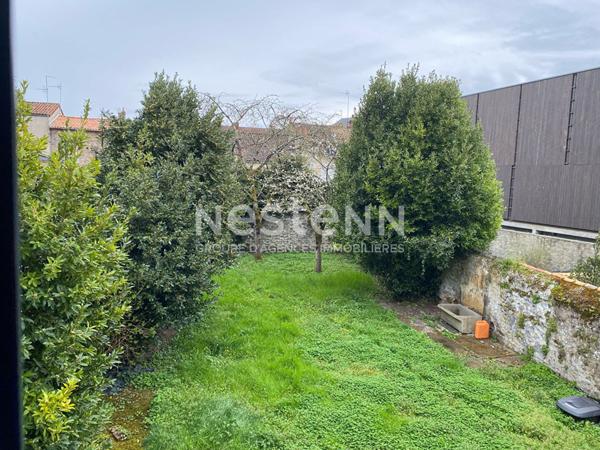 Maison en plein centre de Bressuire 11 pièce(s) 204.38 m2 avec un terrain de plus de 400m²