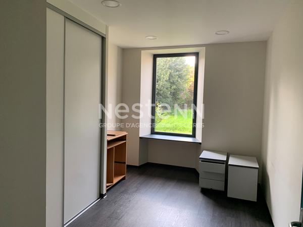 Maison en plein centre de Bressuire 11 pièce(s) 204.38 m2 avec un terrain de plus de 400m²