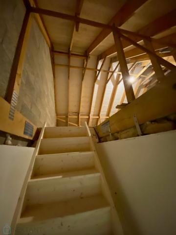 Maison récente avec jardinet