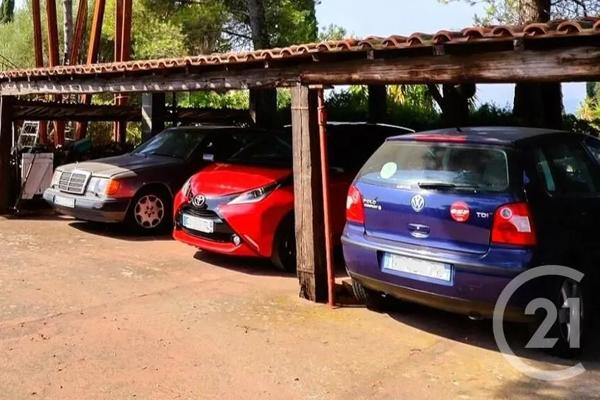 Maison à vendre  12 pièces - 500 m 2   FREJUS  - 83