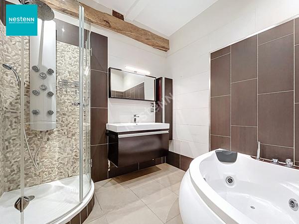 POISY _ Maison de ville 3 pièces de 80,48 m², avec terrasse et spacieux garage, à vendre