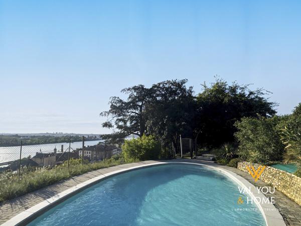 La Mulatière secteur COTEAU - FONTANIERES : charme, prestige et cadre unique avec piscine pour ce studio réhab