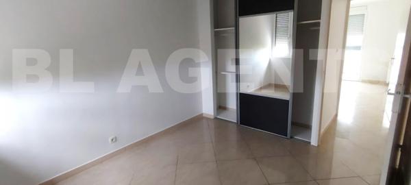 Grand T4 refait à neuf + terrasse + garage