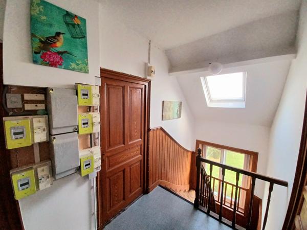 Maison à FOUGERES, 35300 - 11 pièces 250m²