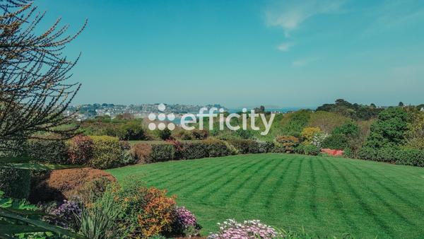 Maison 5 pièces - 234 m²