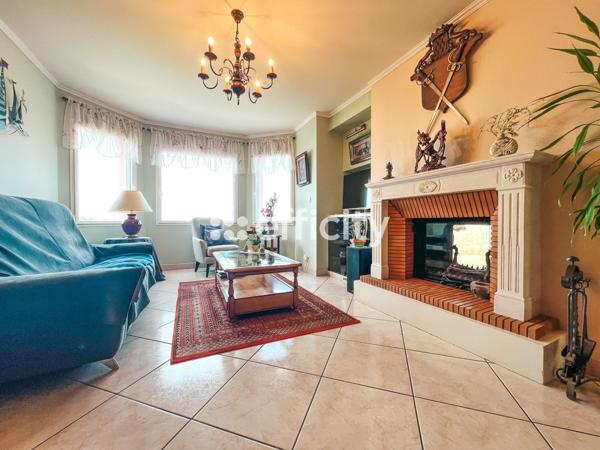 Maison 5 pièces - 234 m²