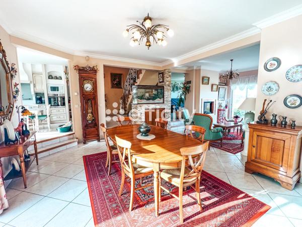 Maison 5 pièces - 234 m²