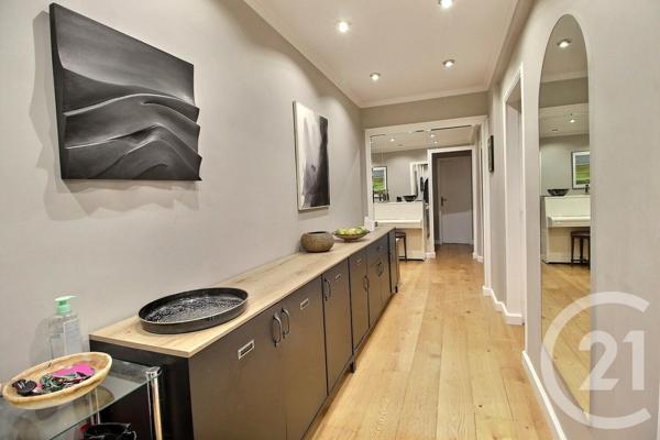 Appartement F5 à vendre  5 pièces - 100,57 m2 PANTIN - 93