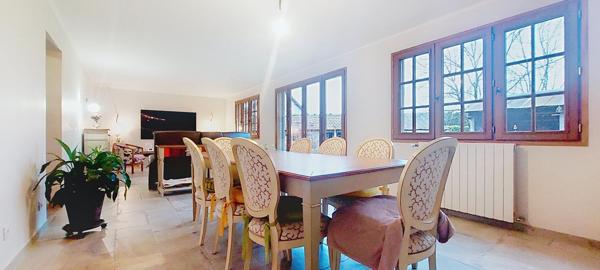 CAMPING AUX PORTES DE BEAUNE:  46 EMPLACEMENTS AVEC MAISON D'EXPLOITATION