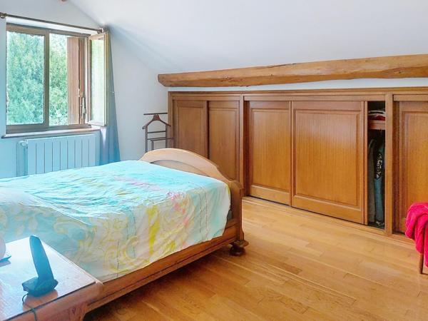 CAMPING AUX PORTES DE BEAUNE:  46 EMPLACEMENTS AVEC MAISON D'EXPLOITATION