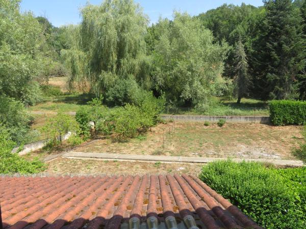 Maison individuelle avec jardin