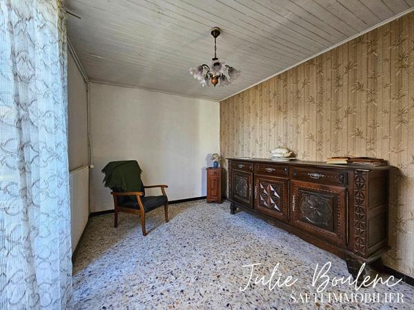 Maison avec dépendances dans charmant hameau