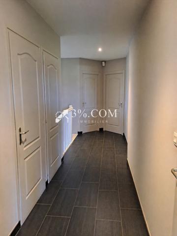 Maison 10 pièce(s) 5 chambre(s) 169.25 m²