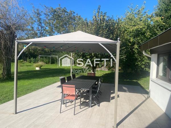 Maison d’architecte, 135 m², 4 chambres.