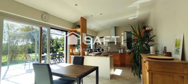 Maison d’architecte, 135 m², 4 chambres.