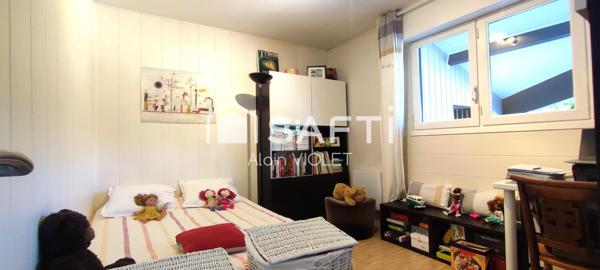 Maison d’architecte, 135 m², 4 chambres.