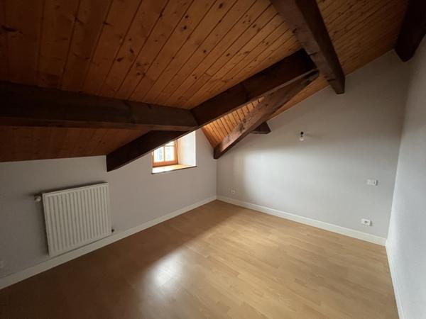 Maison à louer |  Ste-Mère |  5 pièces | 220 m²