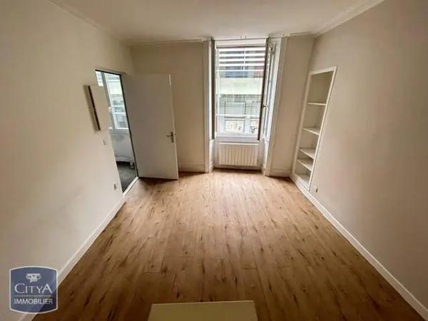 Appartement à louer 1 pièce 21.65m² Poitiers (86000)