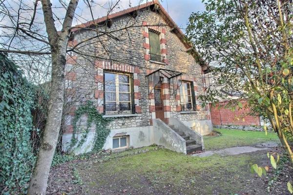 Maison 4 pièces 94m² à vendre Angerville 91670 148000€ - Micro.immo