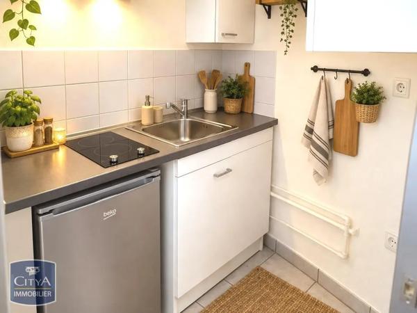 Appartement à louer 2 pièces 30.8m² Carpentras (84200)