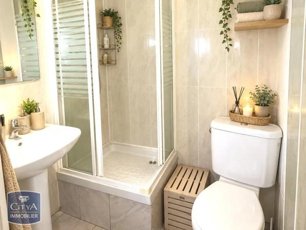 Appartement à louer 2 pièces 30.8m² Carpentras (84200)