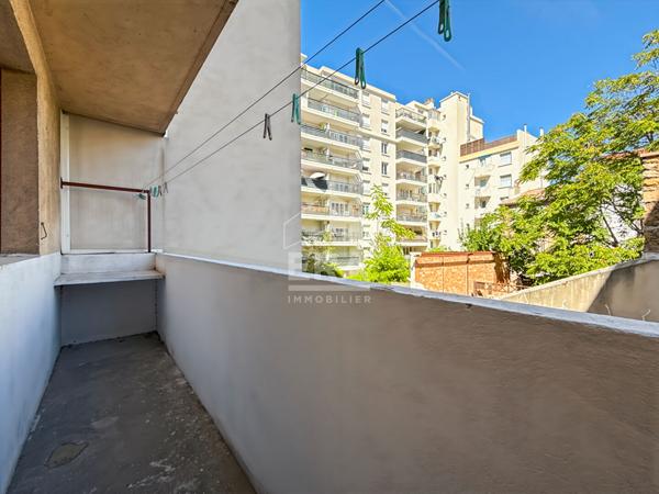 Appartement de type 1 Studio de 20 m2 Secteur Chartreux