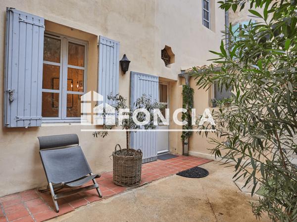 Location Studio meublé 27.58 m² - Aix-en-provence 13100