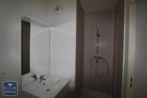 Appartement à louer 1 pièce 24.5m² Lucé (28110)