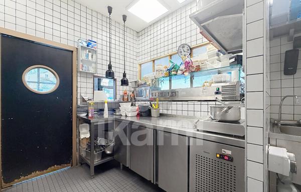 Fonds De Commerce de 171 m²