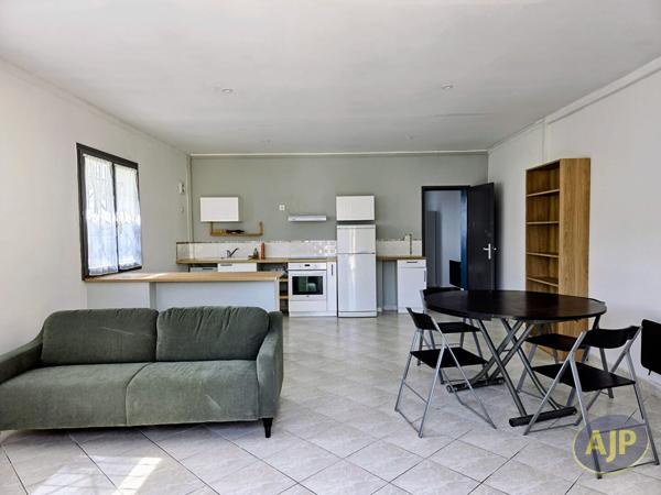Maison à louer Couqueques : 2 pièces, 55m² avec 1 chambre(s) à 595€ - AJP Lesparre Immobilier