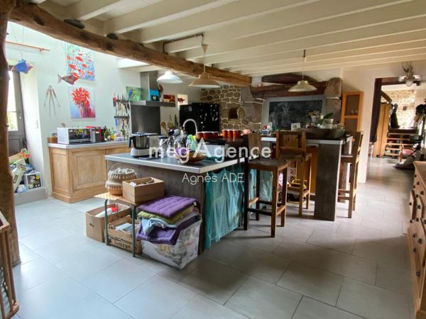 Maison à VICQ-SUR-MER, 50330 - 5 pièces 165m²