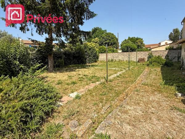 GRANDE MAISON A RENOVER 166 M2 PROCHE CENTRE VILLE
