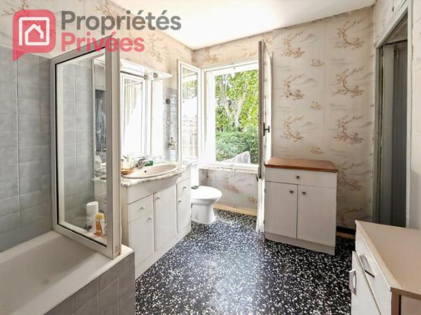 GRANDE MAISON A RENOVER 166 M2 PROCHE CENTRE VILLE