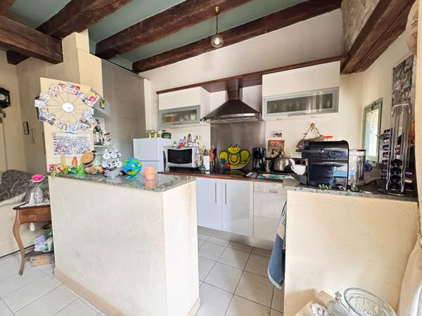 A VENDRE CHARMANT APPARTEMENT DE TYPE 2 DANS LE CENTRE HISTORIQUE DE PERIGUEUX