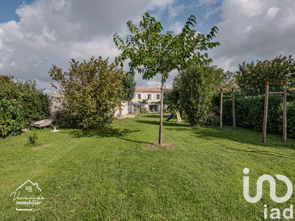 Maison à vendre 6 pièces 126 m² Surgères