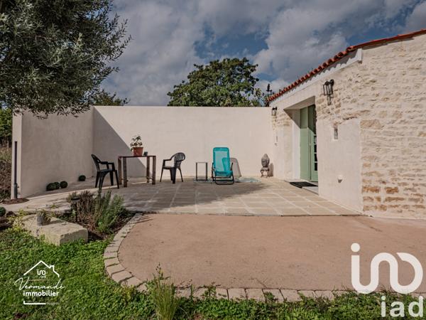 Maison à vendre 6 pièces 126 m² Surgères