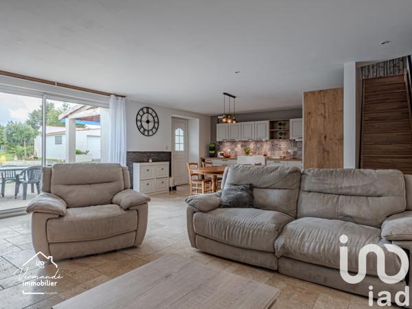 Maison à vendre 6 pièces 126 m² Surgères