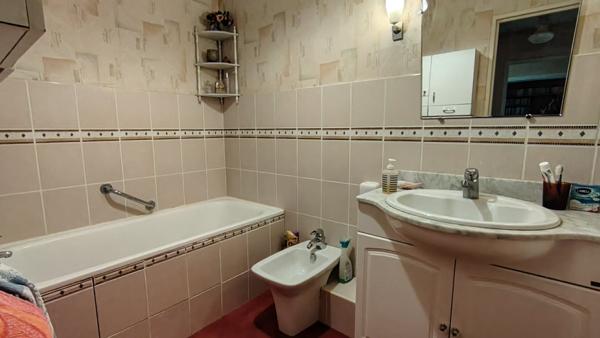Appartement 4 pièces à vendre à Chaumont - Dernier étage avec vue Ouest