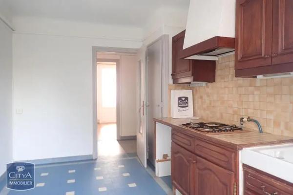 Appartement à louer 4 pièces 81.2m² Chambéry (73000)