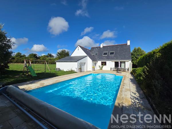 A vendre - à SAINT PHILIBERT - Maison de 198 m² avec vue sur la rivière