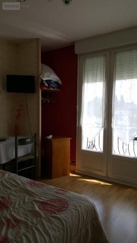 Local mixte (Professionnel/Habitation) à vendre à Villaines-la-Juhel en Mayenne (53700), ref : 2585