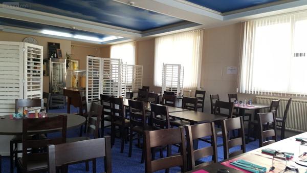 Local mixte (Professionnel/Habitation) à vendre à Villaines-la-Juhel en Mayenne (53700), ref : 2585