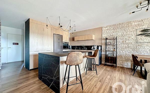 Appartement à vendre    4 pièces • 80,25 m2 Carros