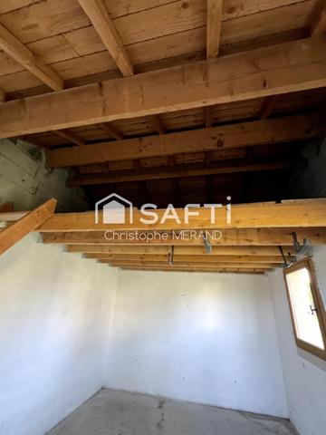 Pavillon de plain-pied 4 chambres dans le centre de DANGE SAINT ROMAIN