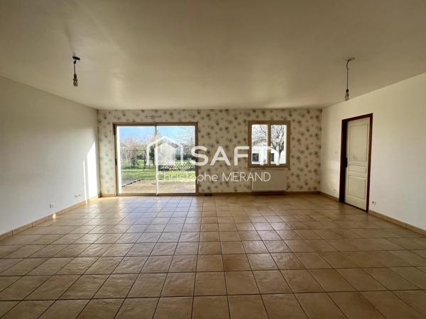 Pavillon de plain-pied 4 chambres dans le centre de DANGE SAINT ROMAIN