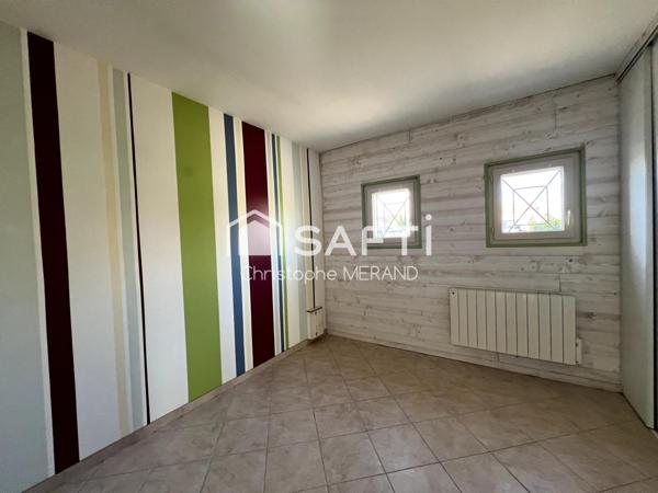 Pavillon de plain-pied 4 chambres dans le centre de DANGE SAINT ROMAIN