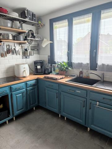 À vendre - Maison individuelle, 6 pièces située à Tours (37100)